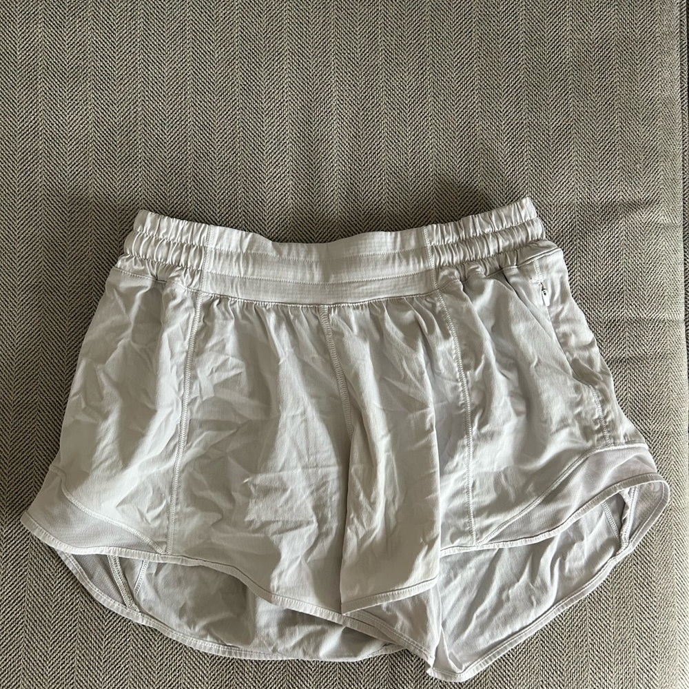 size 6 tall Lululemon Hotty Hot shorts- white